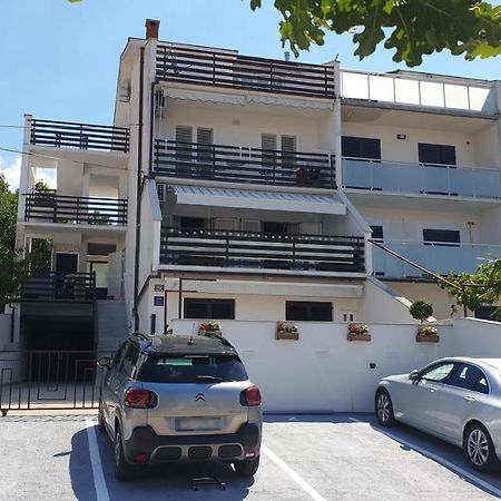 Rentfox - Crikvenica Apartment Exterior photo