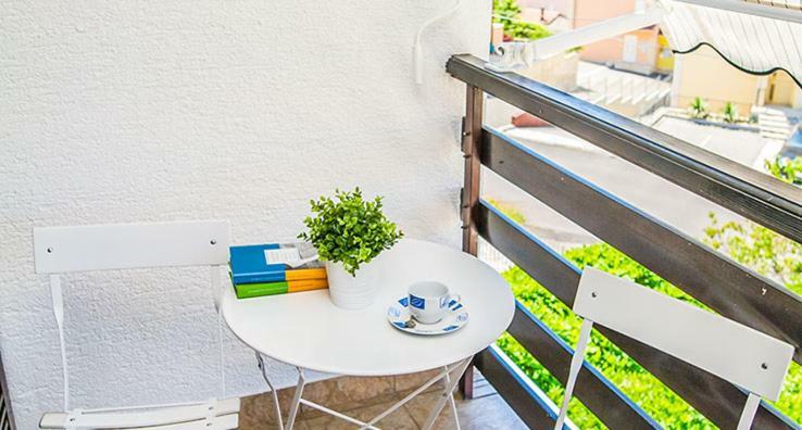 Rentfox - Crikvenica Apartment Exterior photo