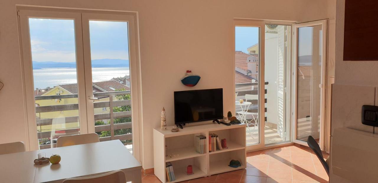 Rentfox - Crikvenica Apartment Exterior photo